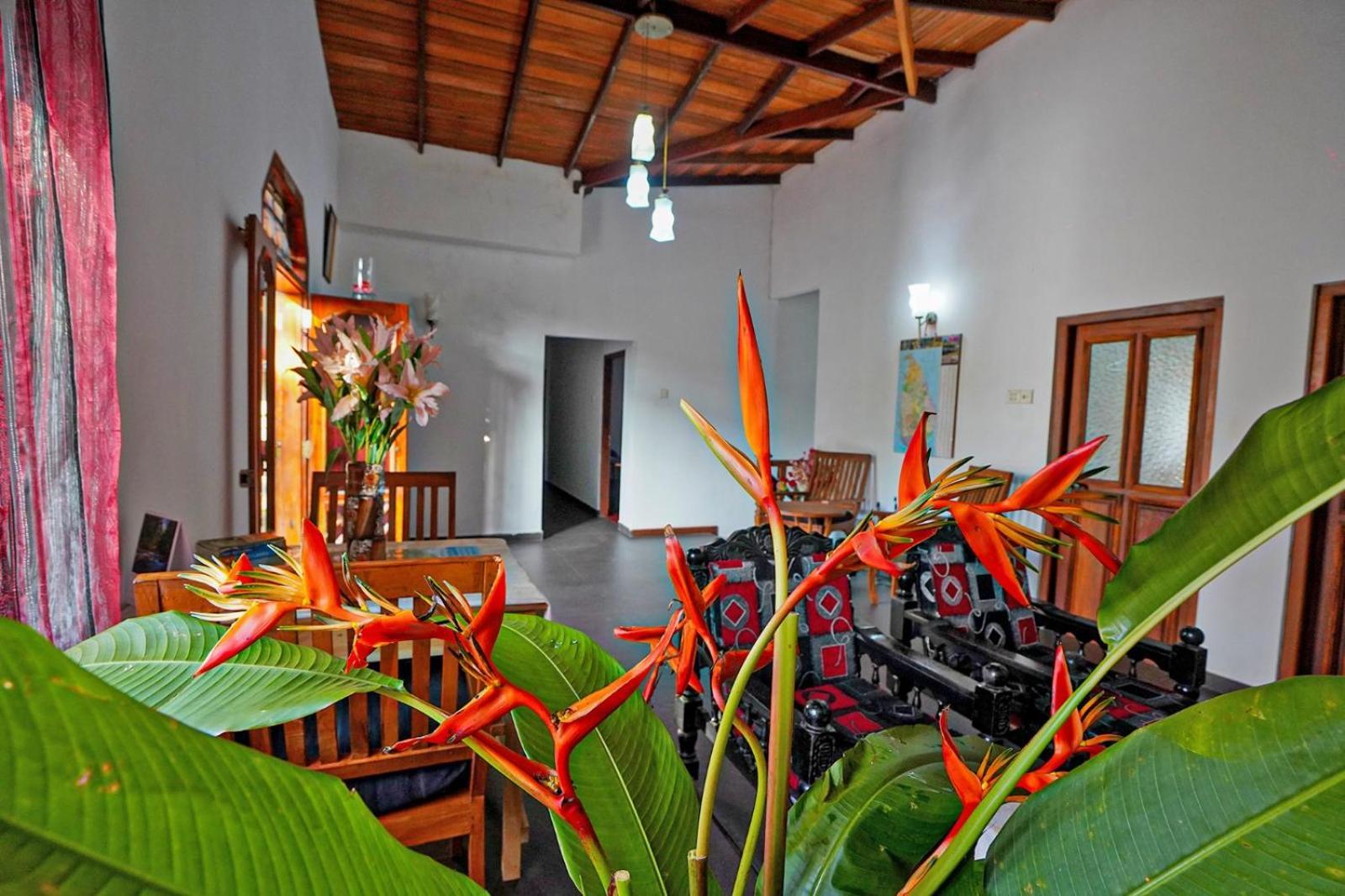 4Ty Two Homestay Galle Εξωτερικό φωτογραφία