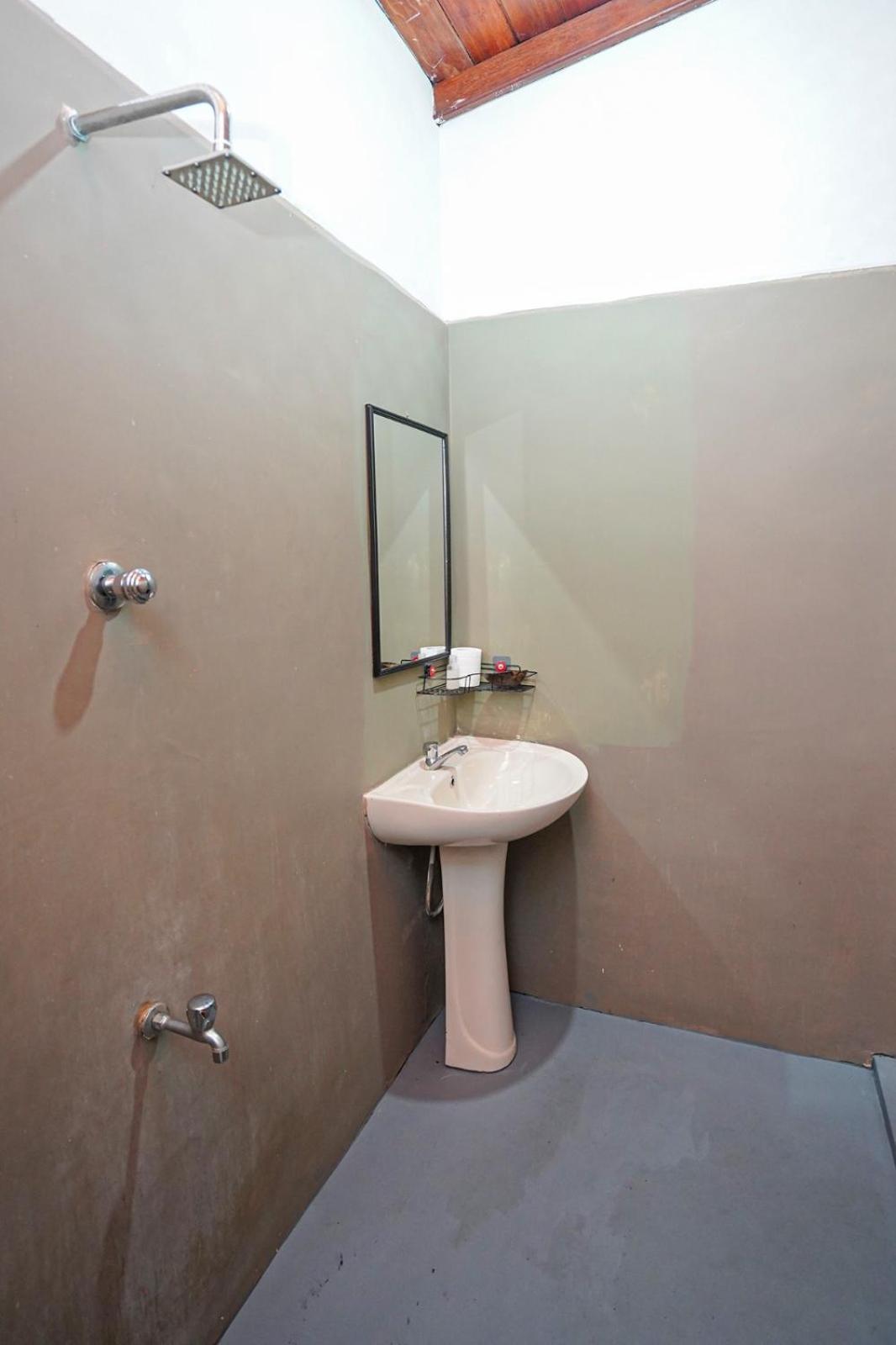 4Ty Two Homestay Galle Εξωτερικό φωτογραφία