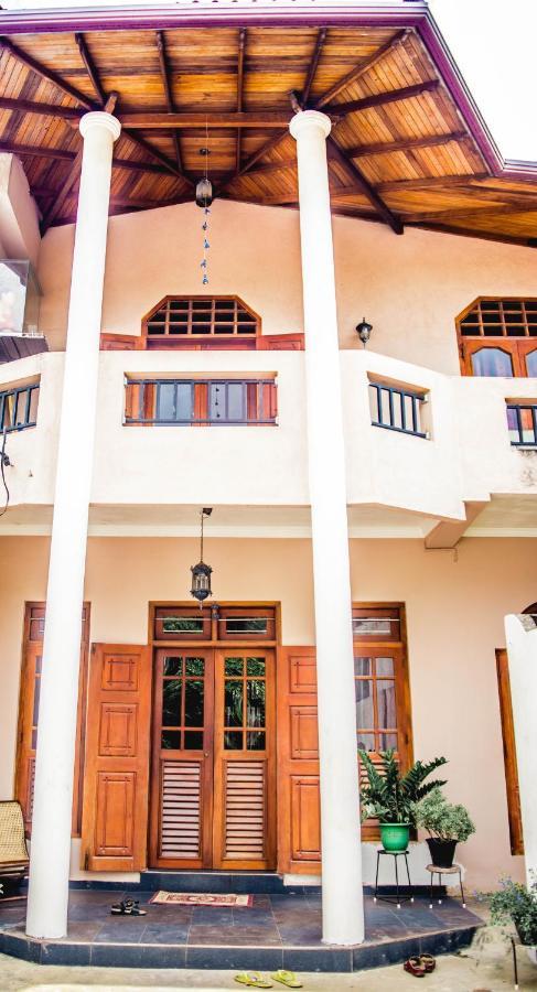 4Ty Two Homestay Galle Εξωτερικό φωτογραφία